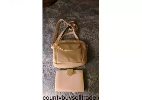 Etienne Aigner leather purse/wallet