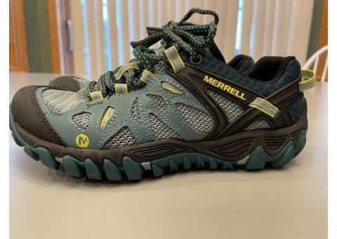 Merrell Hiking Shoes, size 5.5